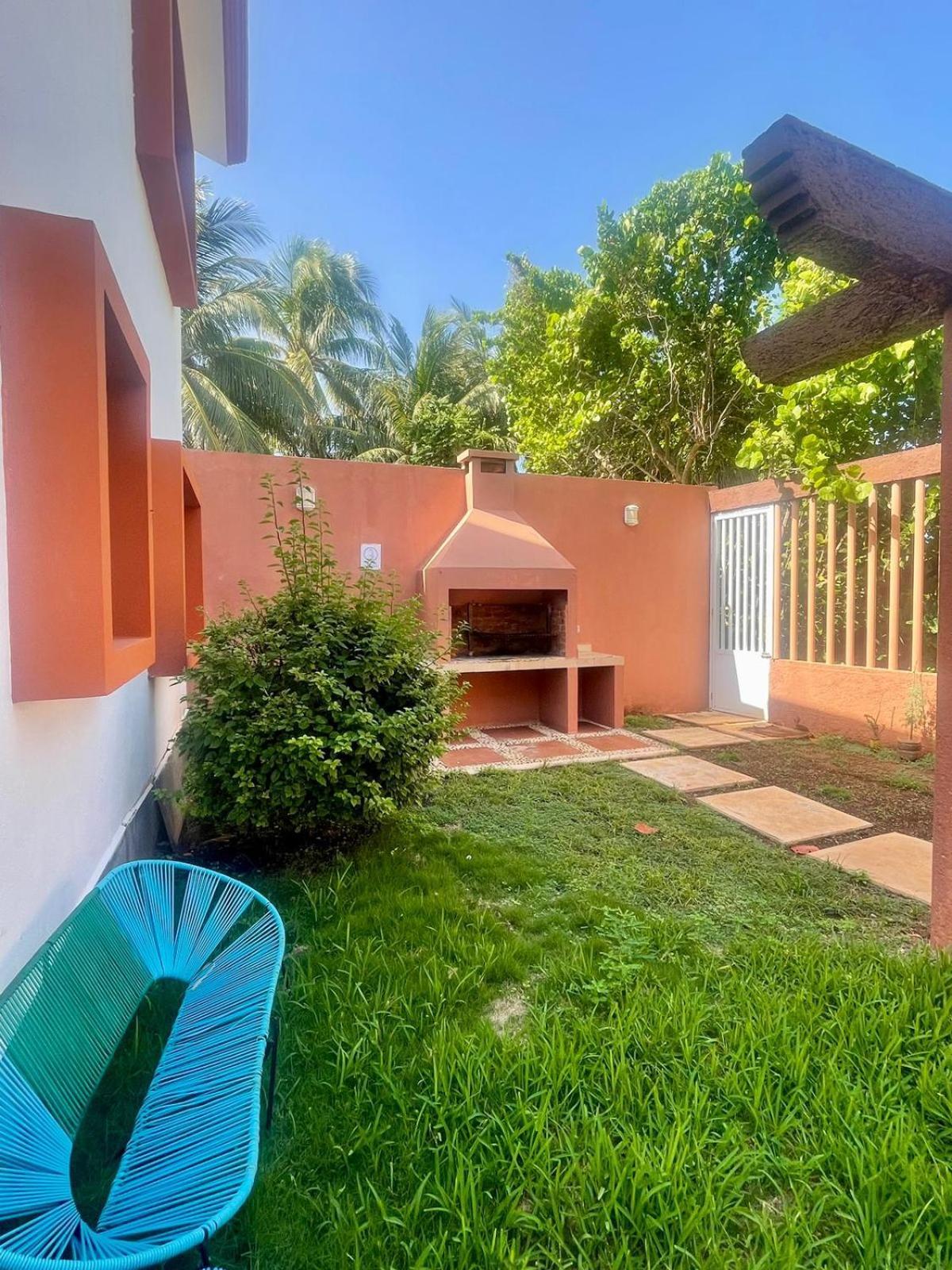 Suites Lorens Isla Mujeres Exterior photo